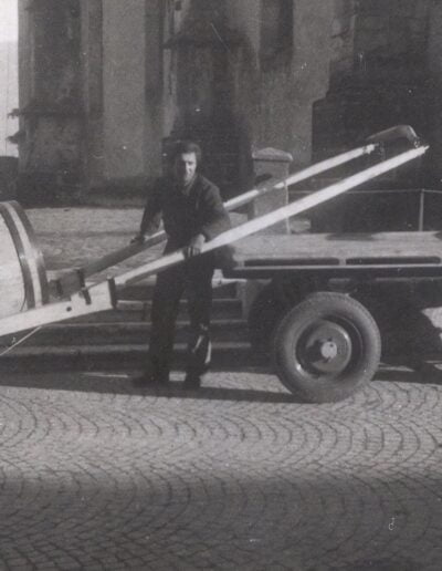 Photograph in black and white of a trailer